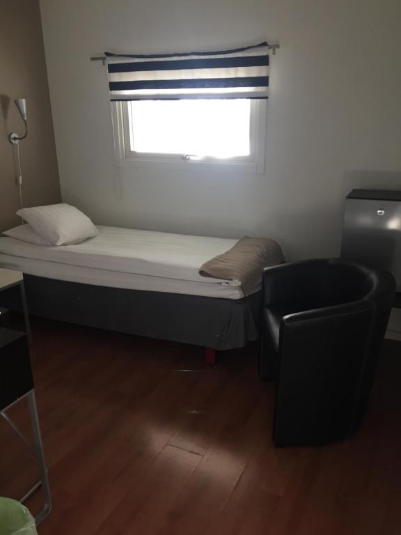 Hotel E-10 photo