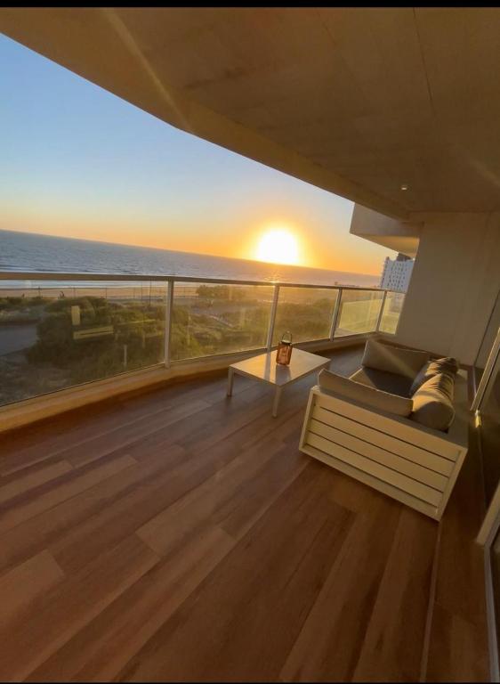 Exclusivo Semipiso de Lujo frente al mar - 1