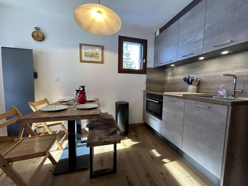 Appartement lumineux 2 pièces cabine au Monêtier-les-Bains, proche pistes, avec parking - FR-1-330F-239 - 3