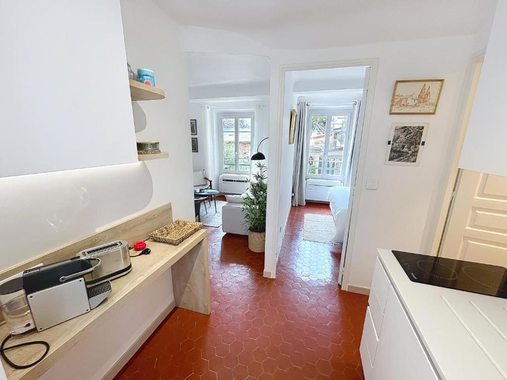 Cosy & modern 1 Bedroom at Forville in old town 207 - 5