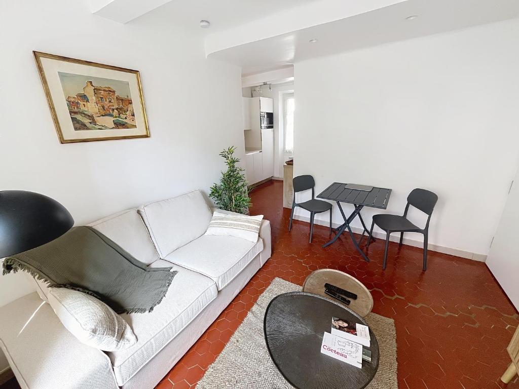 Cosy & modern 1 Bedroom at Forville in old town 207 - 4