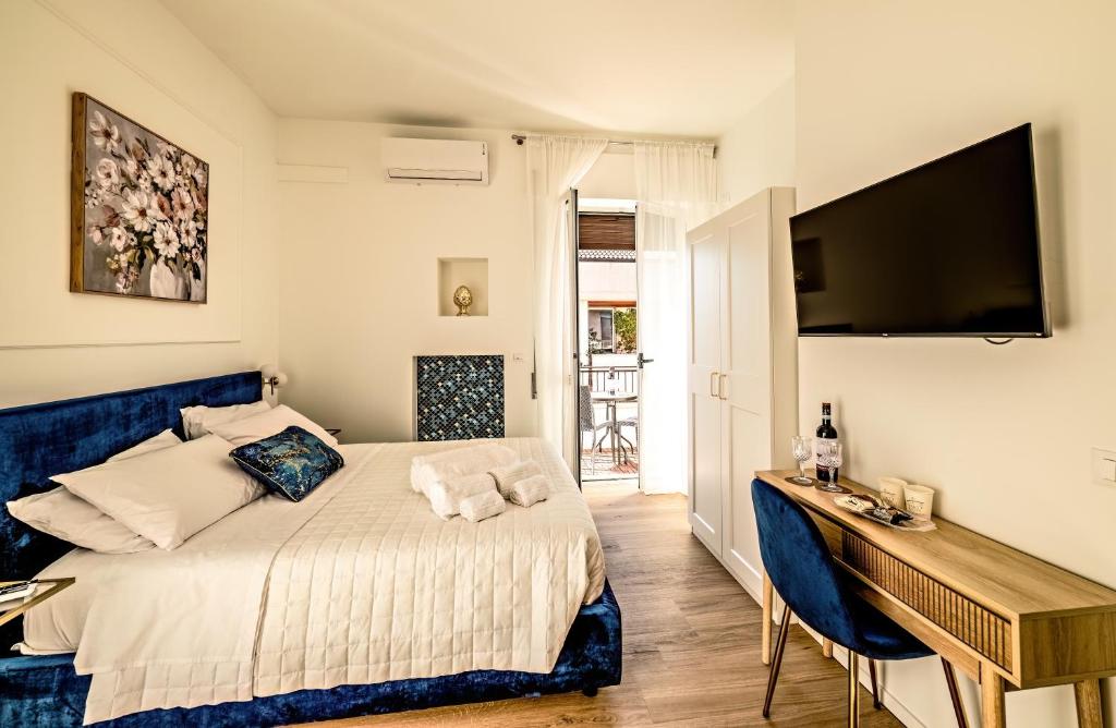 Marty Suites - Luxury Rooms - 4