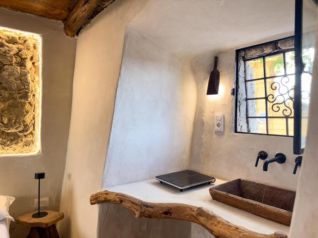 Kalma Elephant Tower Guardians House - Historic Stay at Old Town - 5