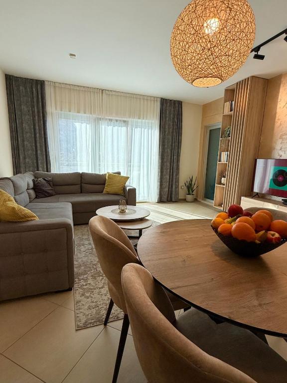 Quite & Spacious 1-Bedroom Apartment with Large Terrace - Kotor - 4