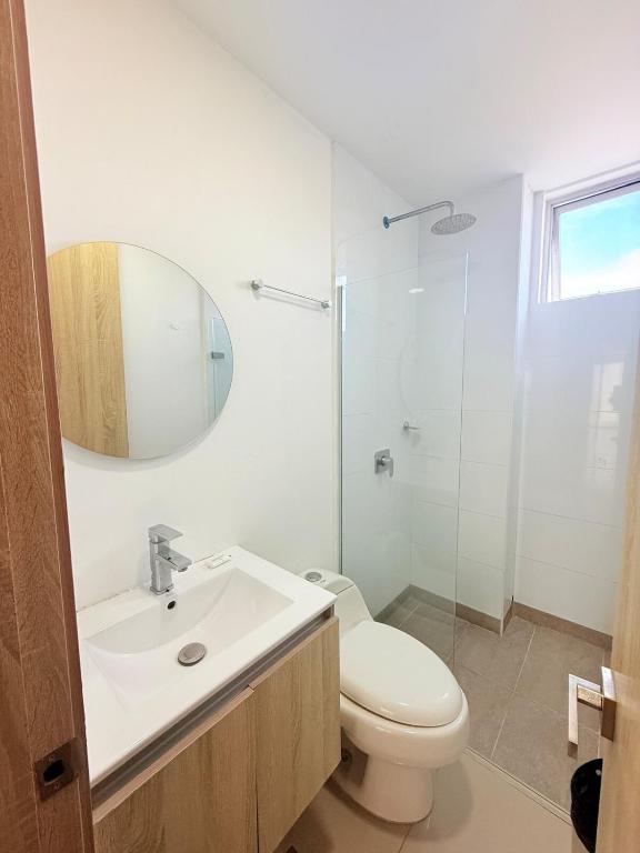Hermoso apartamento de 4 dormitorios con vista al mar - 5
