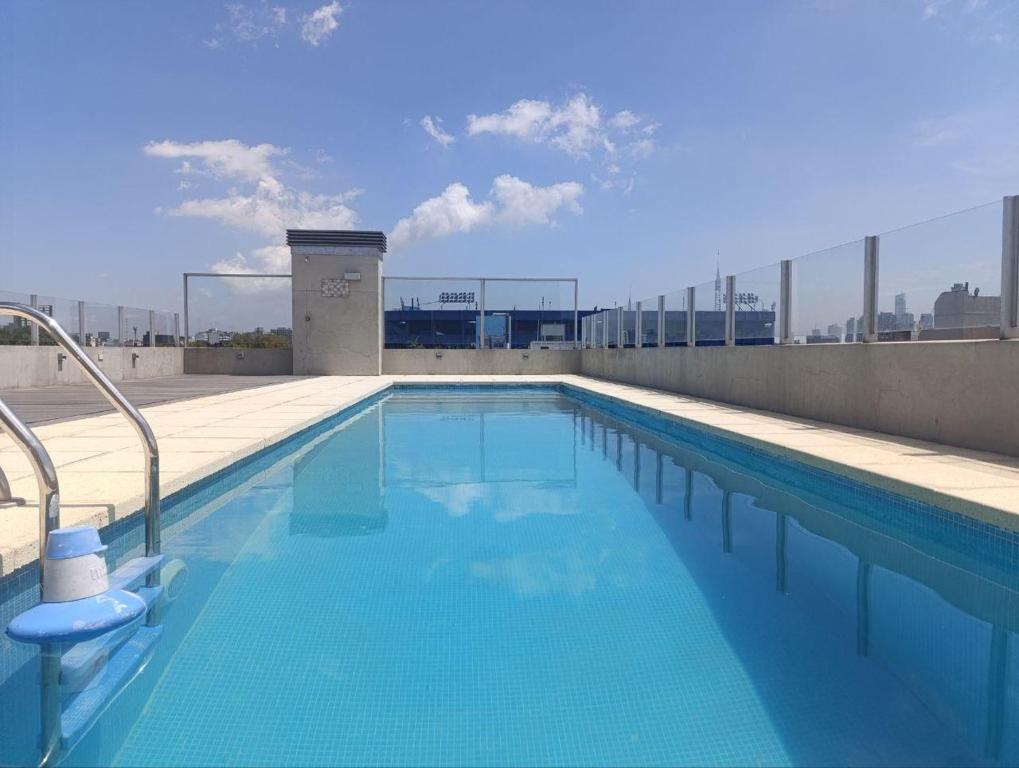 Precioso monoambiente con piscina a pasos de la Bombonera - 3