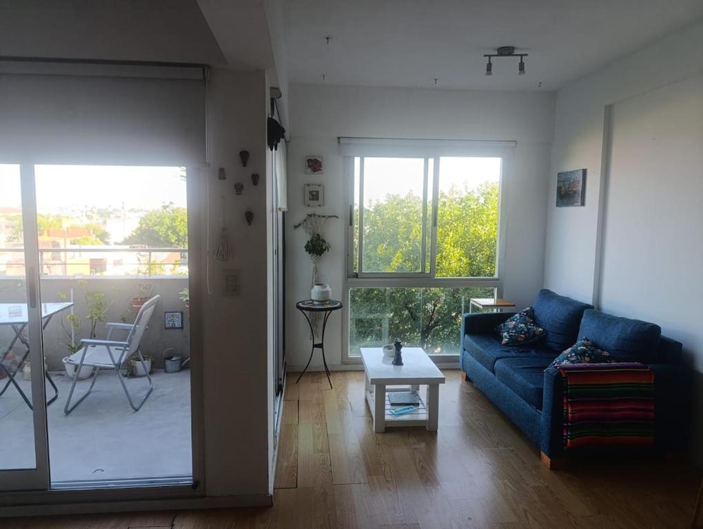 Amplio y elegante monoambiente con piscina a pasos de Caminito, Buenos Aires - 4
