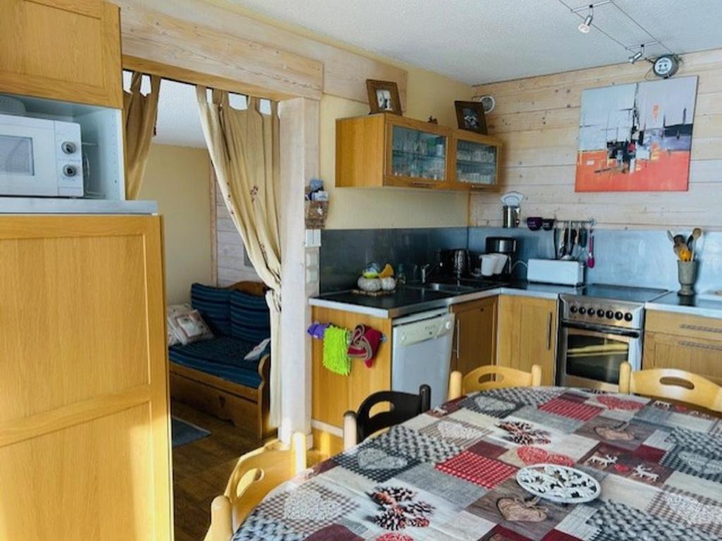 Appartement rénové 4 pièces, proche centre, balcon, WIFI, 7-8 pers - FR-1-346-598 - 1
