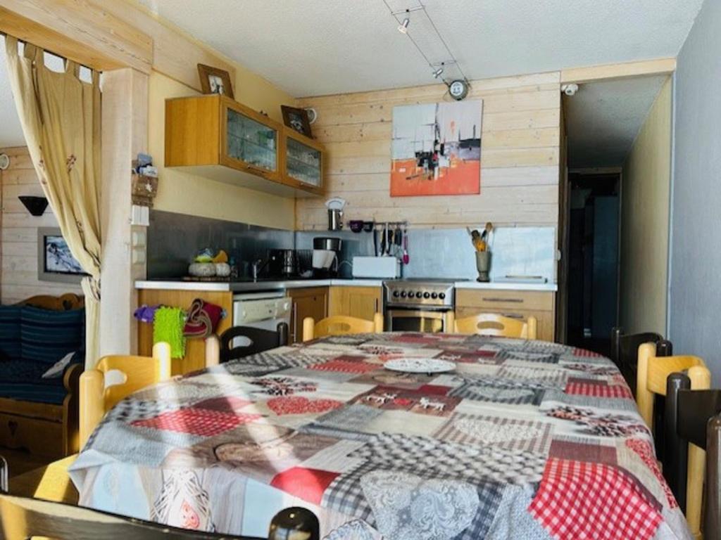 Appartement rénové 4 pièces, proche centre, balcon, WIFI, 7-8 pers - FR-1-346-598 - 2