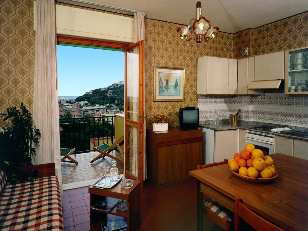Apartment in Pietra Ligure - 5