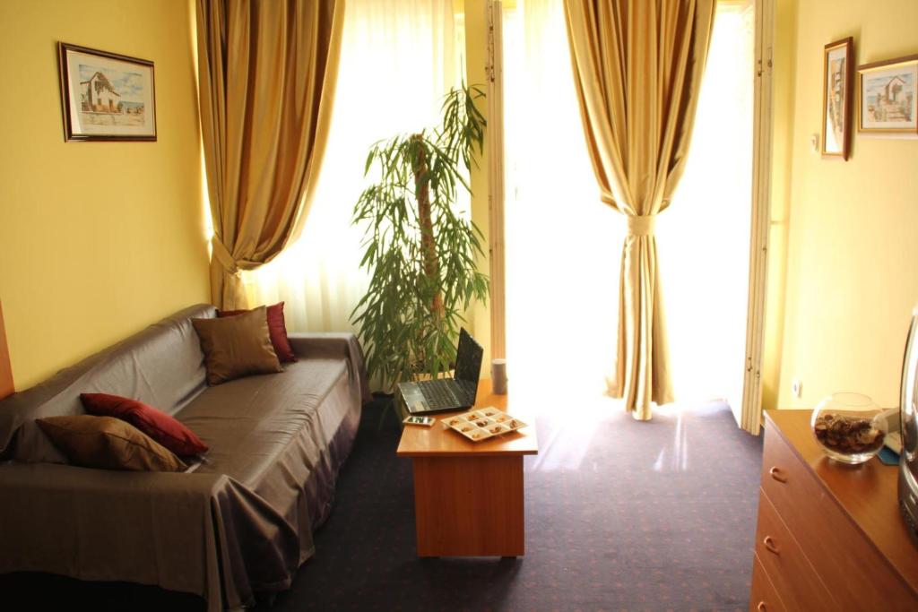 Hotel Pula photo