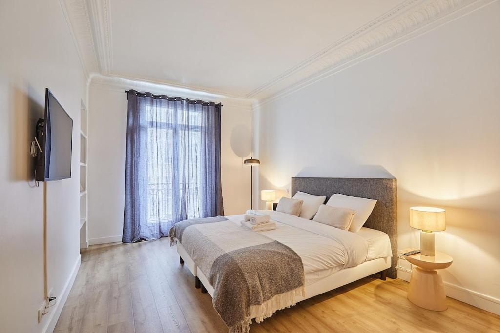 Elegant Apartment in the Heart of Paris - 2