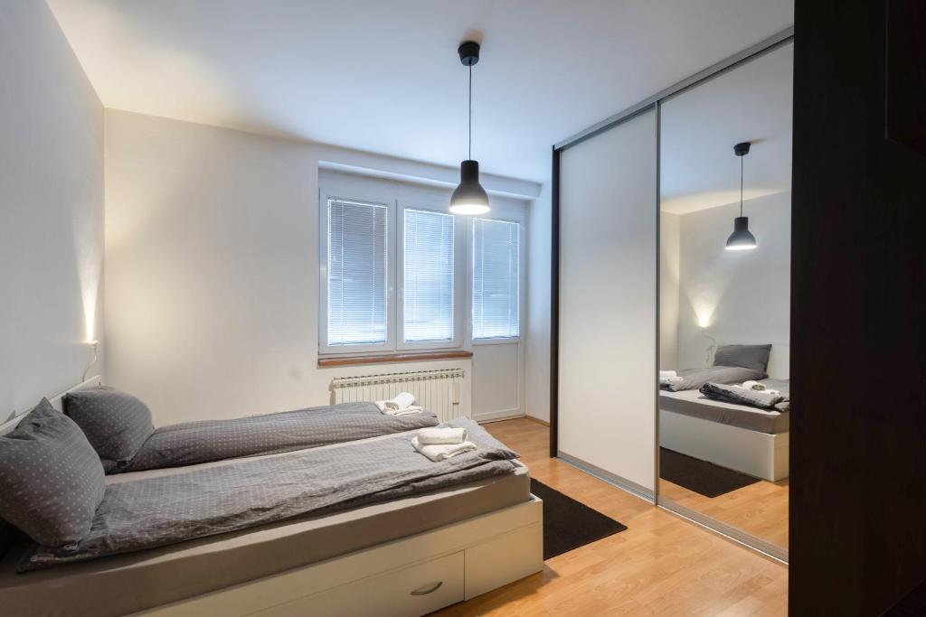 Apartment In The City Center - 2