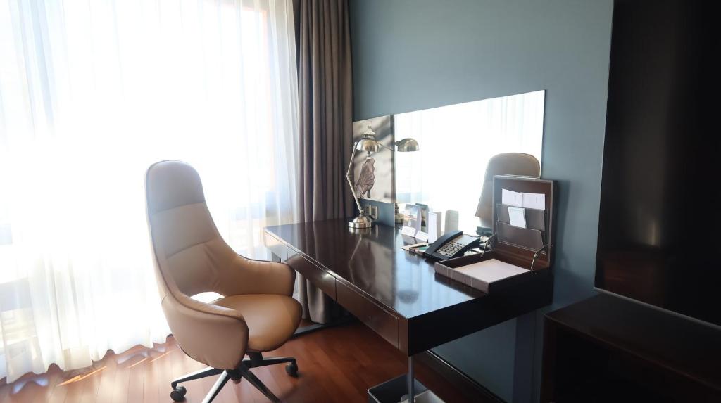 Business center