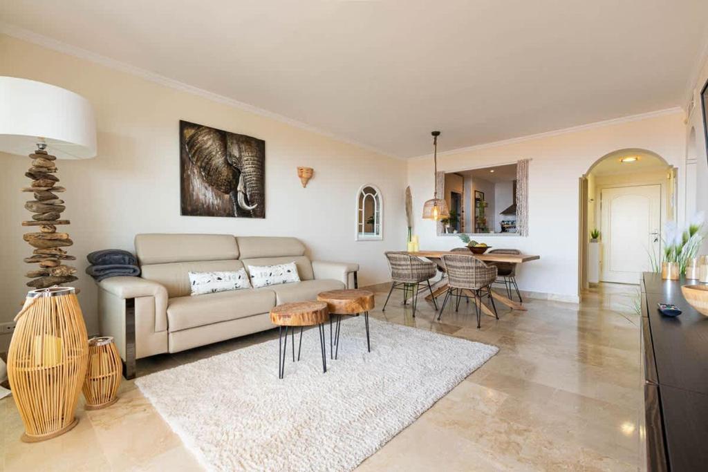 Luxury apartment in Las Palmeras - 4
