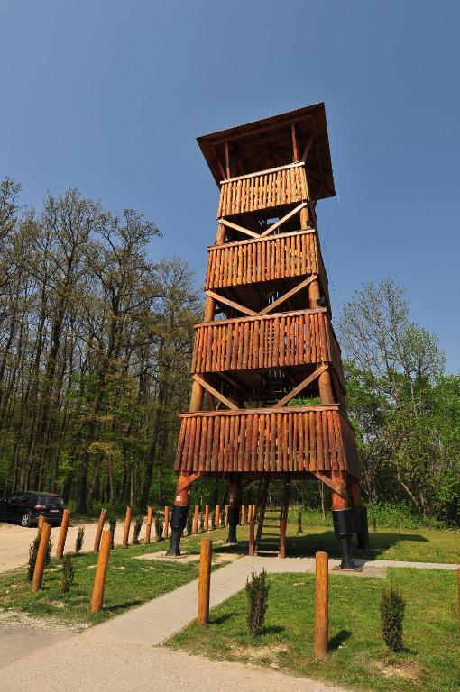 Nearby attraction