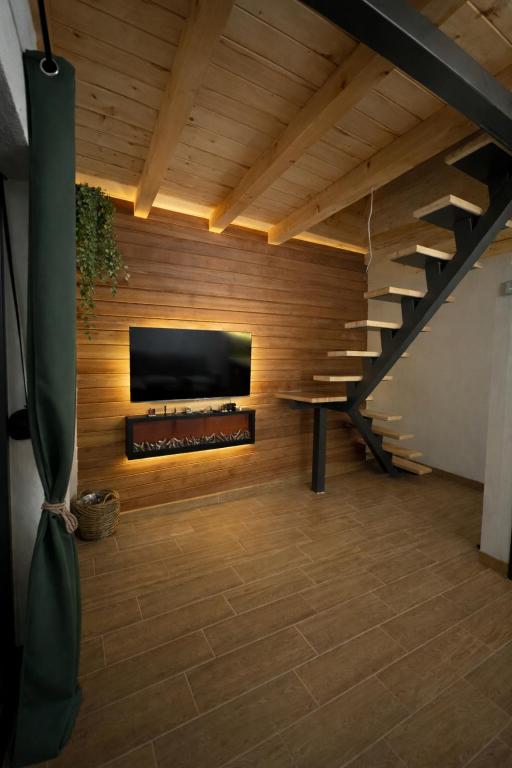 Pine Home Forest - 4