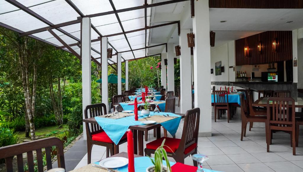 Restaurant, Kelimutu Crater Lakes Eco Lodge in Ende