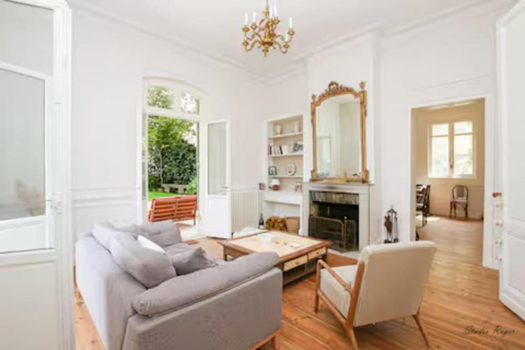 Villa familiale rénovée à Arcachon avec 6 ch, 4 sdb, entre 8 à 10 pers - 2