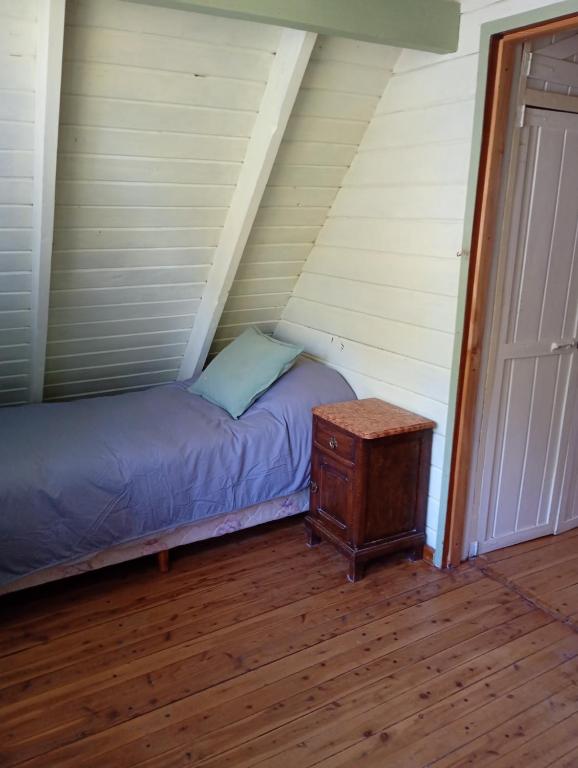 Casa Patagónica con Vista al Lago y Jardín Ideal Familias en Bariloche - 3