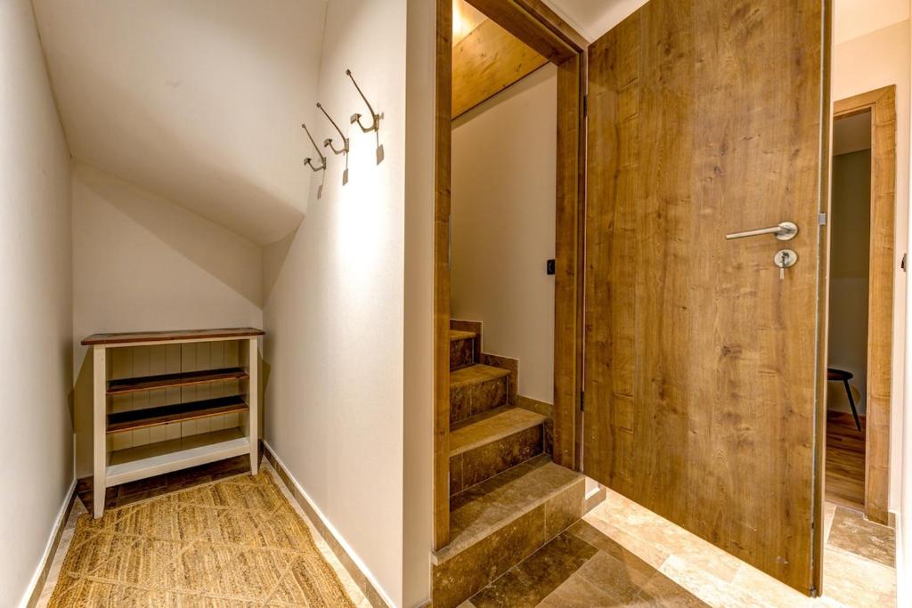 Beautiful new flat by the forest - 4