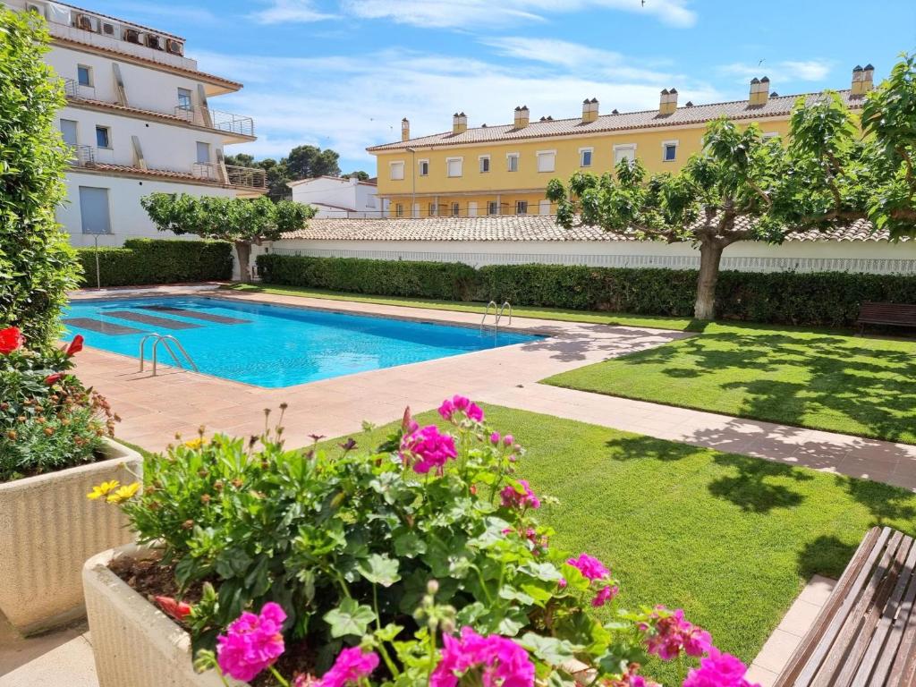 Apartamento en L'Escala con terraza y piscina, cerca de la playa - HISP-236-97 - 1