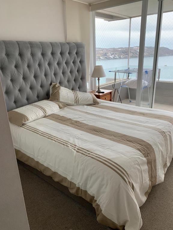 Exclusivo Departamento de lujo con vista al mar & salida directo a playa la herradura - 4