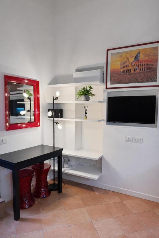 Frangipane Colosseum Home - 2