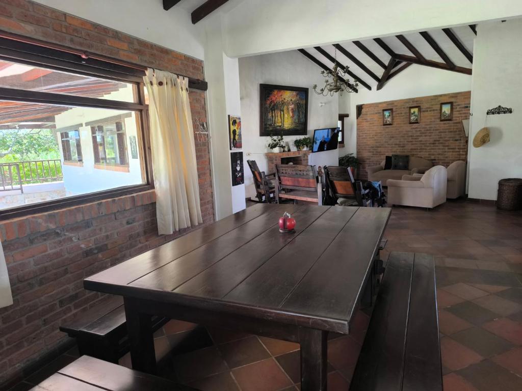 CASA CAMPESTRE PLAYAS DE ACUARELA Mesa de los Santos - 4