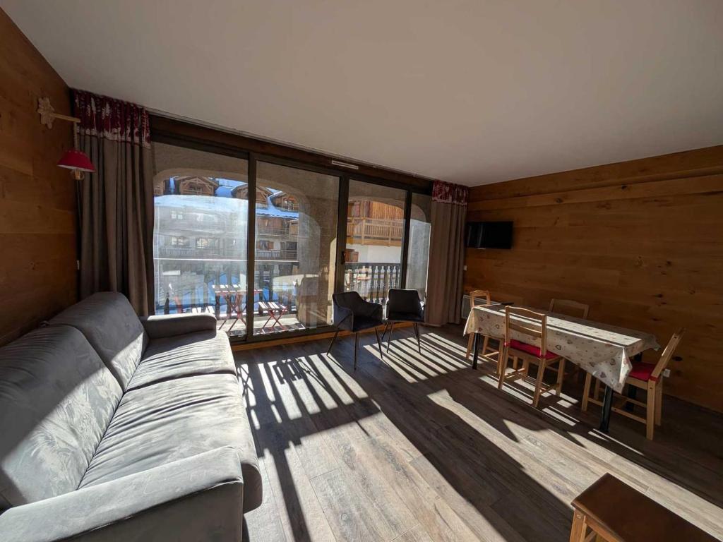 Studio cosy proche pistes et commerces avec balcon - FR-1-445-124 - 2