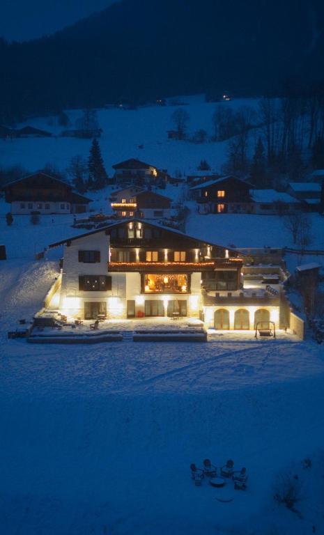 Alpen Hotel "Villa Bello" - 5