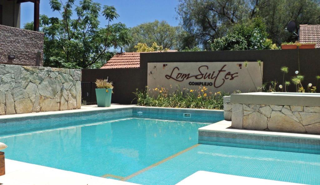 Lom Suites - 1