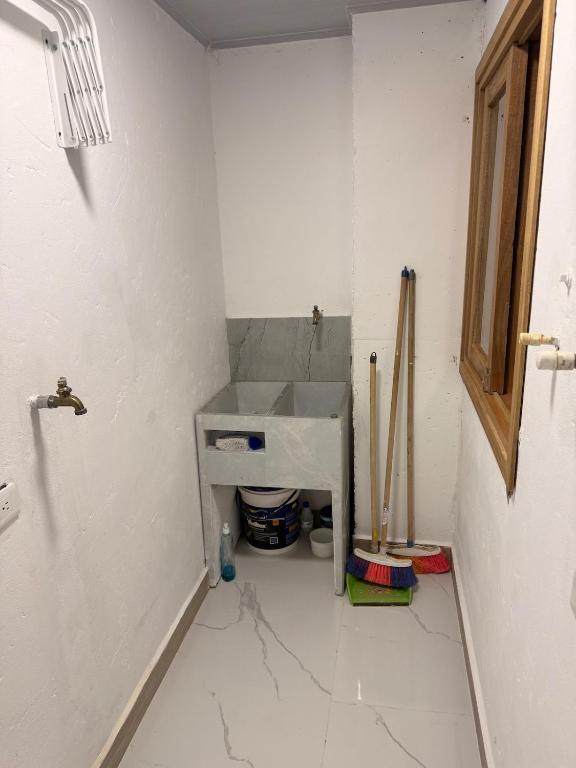 Apartamento céntrico, Guatape, cerca al malecon - 5