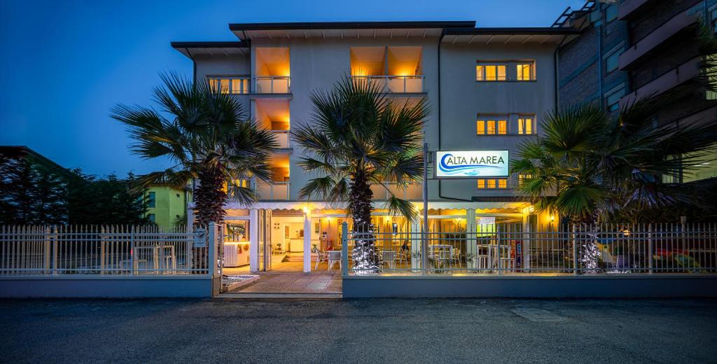 Hotel Altamarea Cesenatico - 1