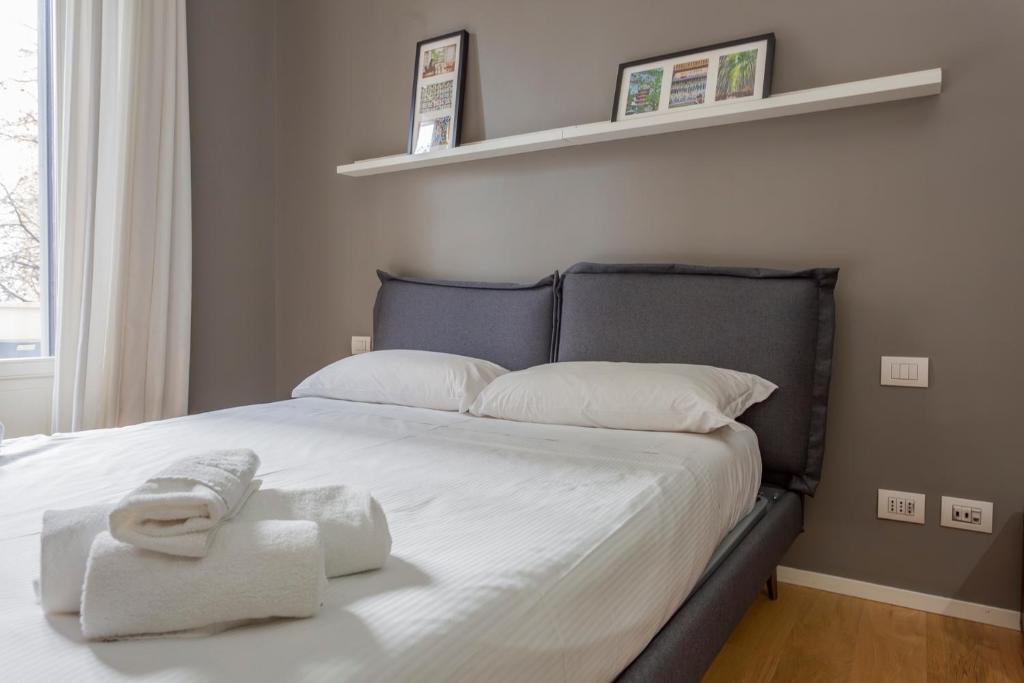 HomeLovers Two Rooms Close to City Life MM1 Metro - 2