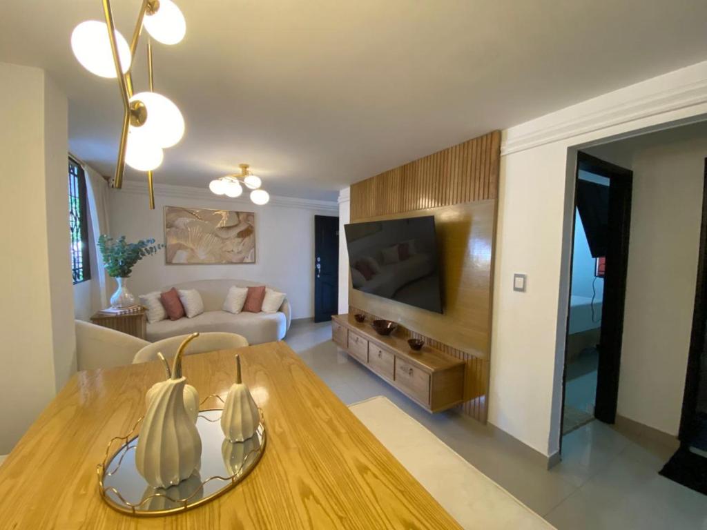 Apartamento cómodo y excelente ubicación - 1
