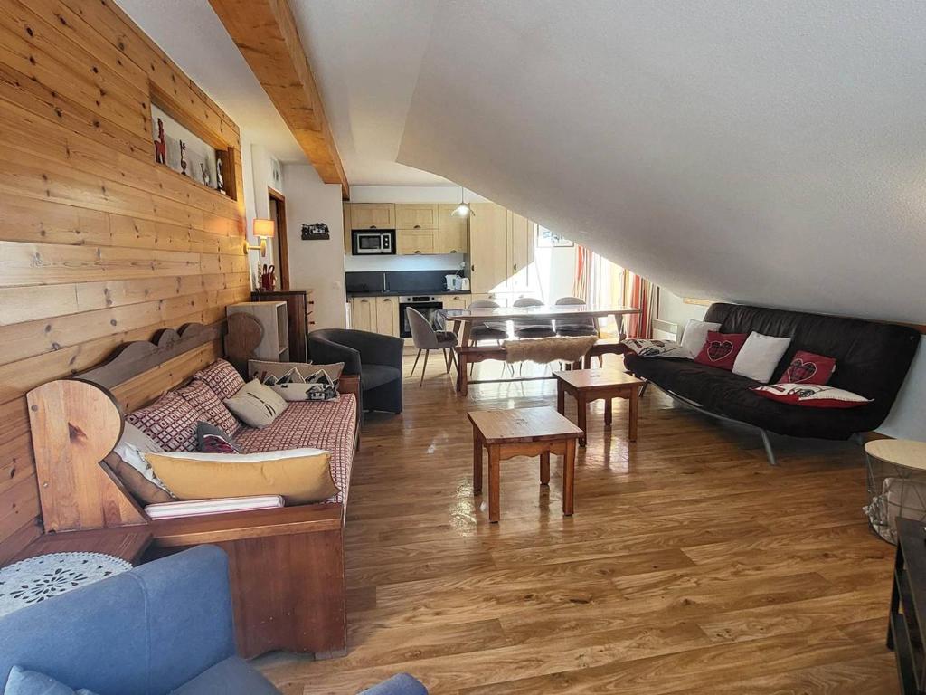 Grand appartement 6 pers, piscine & sauna, proche pistes & commerces - FR-1-322-662 - 4
