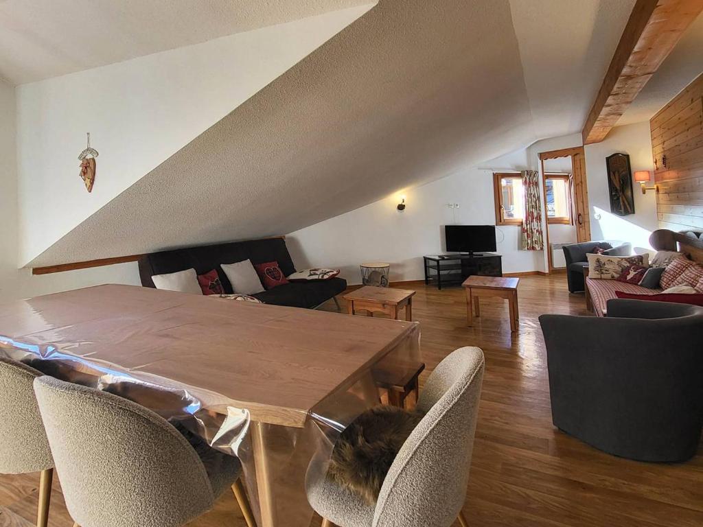 Grand appartement 6 pers, piscine & sauna, proche pistes & commerces - FR-1-322-662 - 5