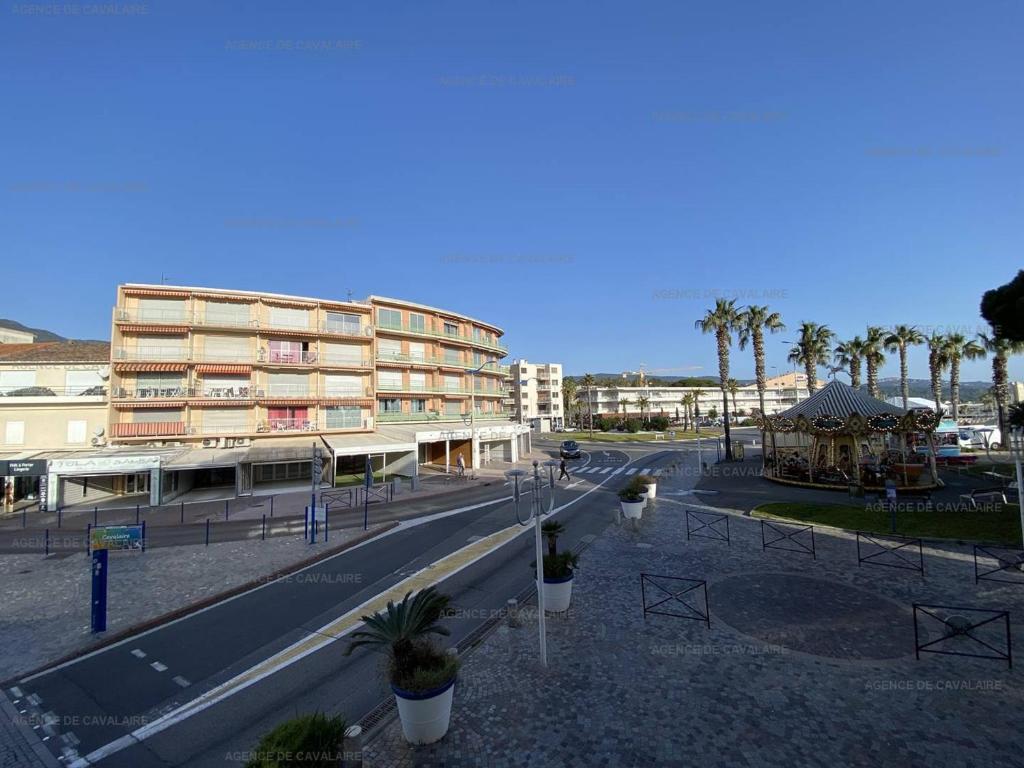 T2 climatisé au Port de Cavalaire avec garage privé - FR-1-100-365 - 1