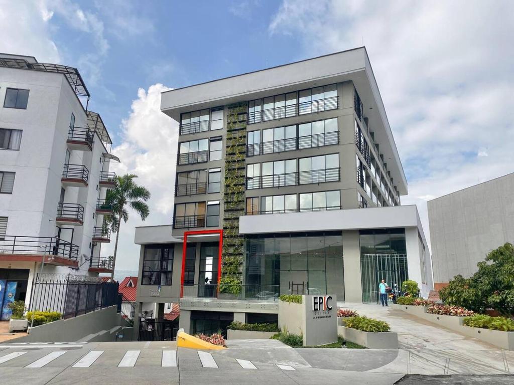 Suite tipo loft de lujo cerca al aeropuerto con AC - 4