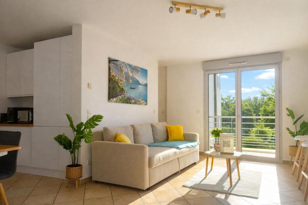T2 de 56m2 - Genève à 5 min- Parking Privé Gratuit - 3