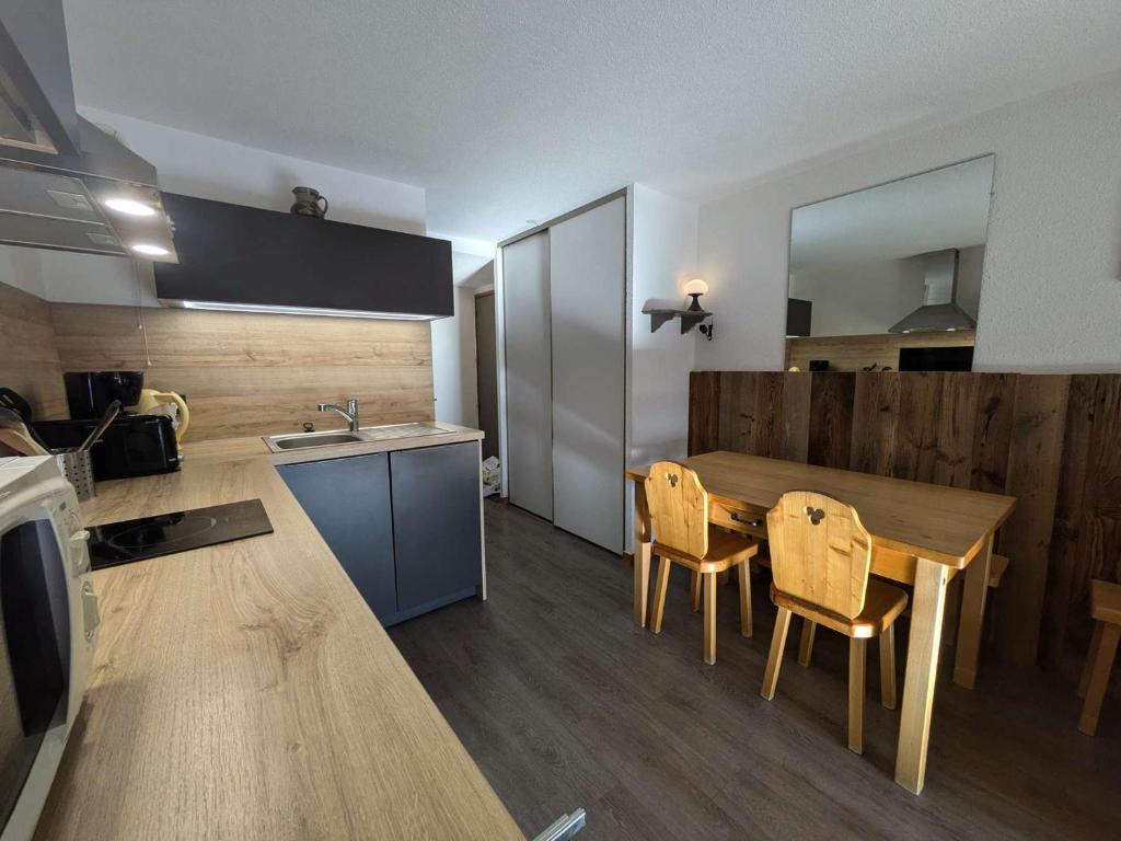 Duplex 4 pers. à Arêches-Beaufort, piscine, balcon sud, centre village - 1
