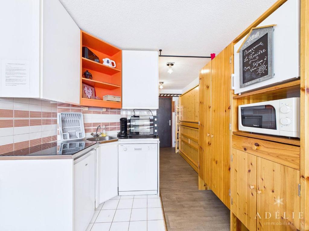 Appartement 2 Pièces - Balcon Ouest, Proche Pistes et Commerces - 4 Pers, 2* - FR-1-398-516 - 4