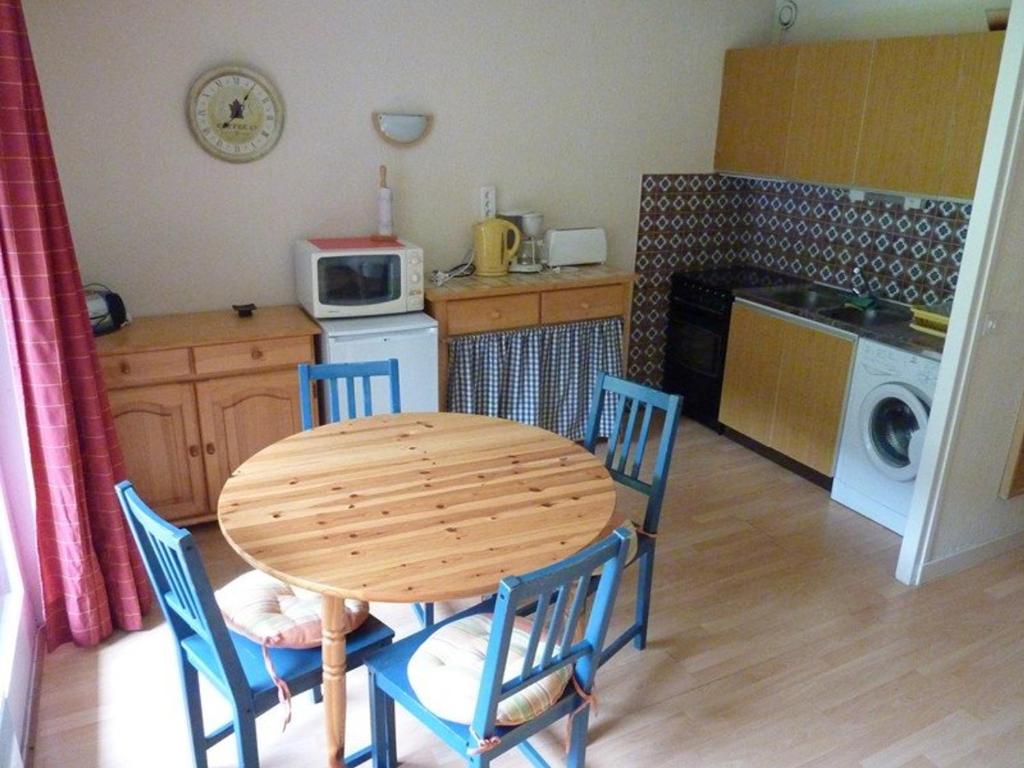 Studio spacieux au pied des pistes avec parking et balcon - 1