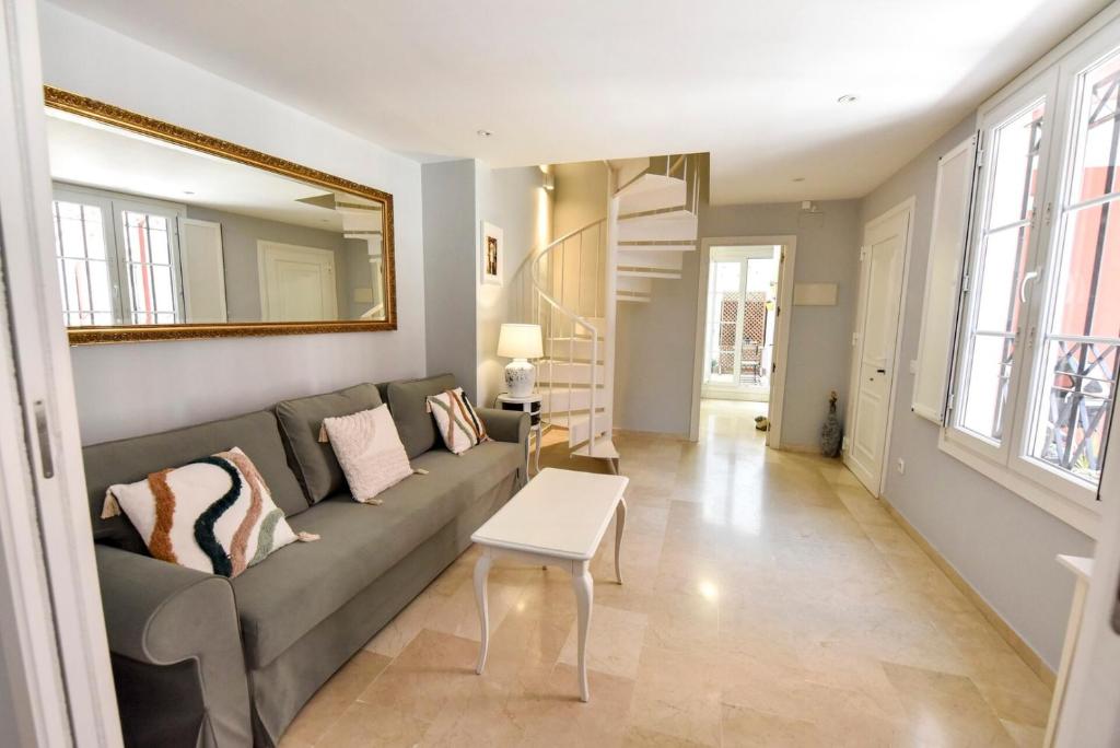 New! Exclusive Duplex Design | Parking & Pool - 1