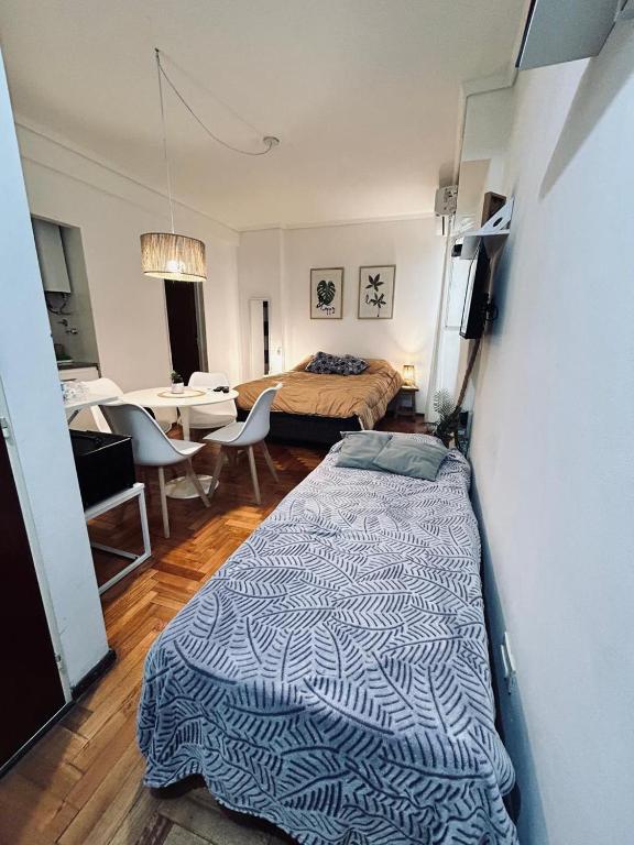 Cálido Monoambiente Cabildo - 2