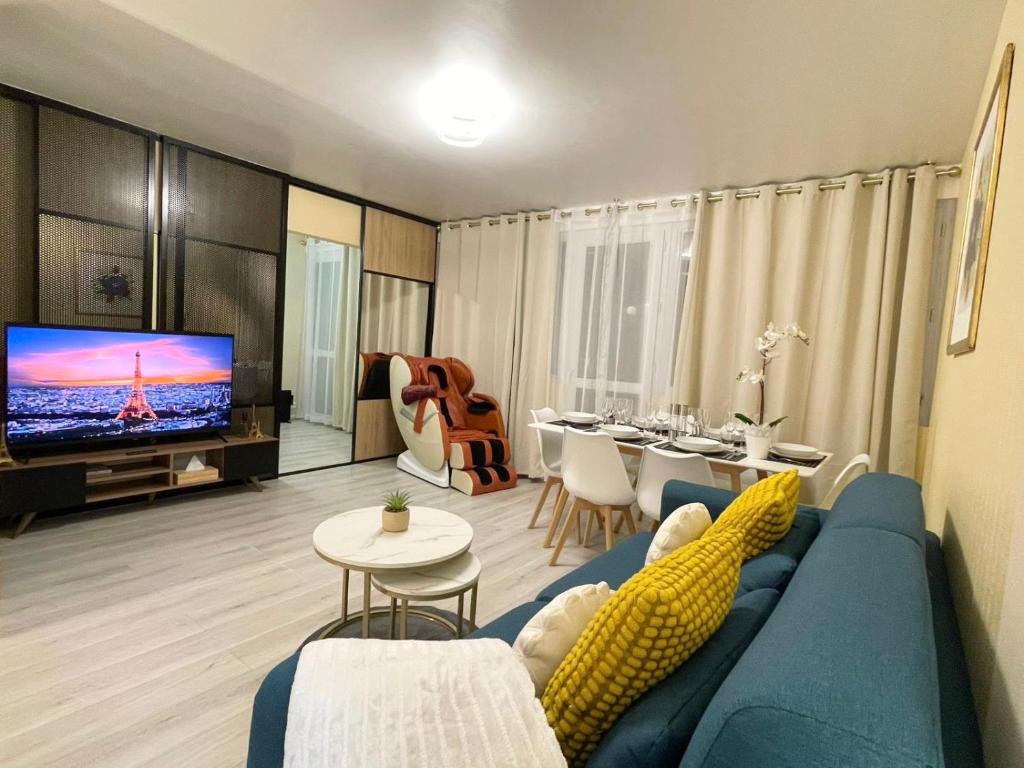 Cozy & Spacious 3BR Paris Apartment with Balconies Metro 6 Glacière - 2