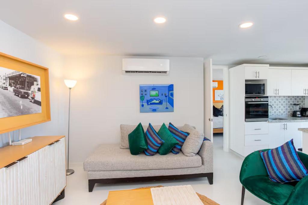 2Bed 2Bath Cabo Sunrise condo with extended balconies - 2