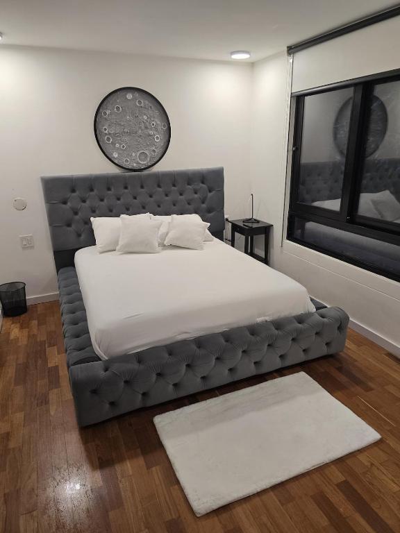 Modern Apt in Poblado with Private Terrace & Gym - 4