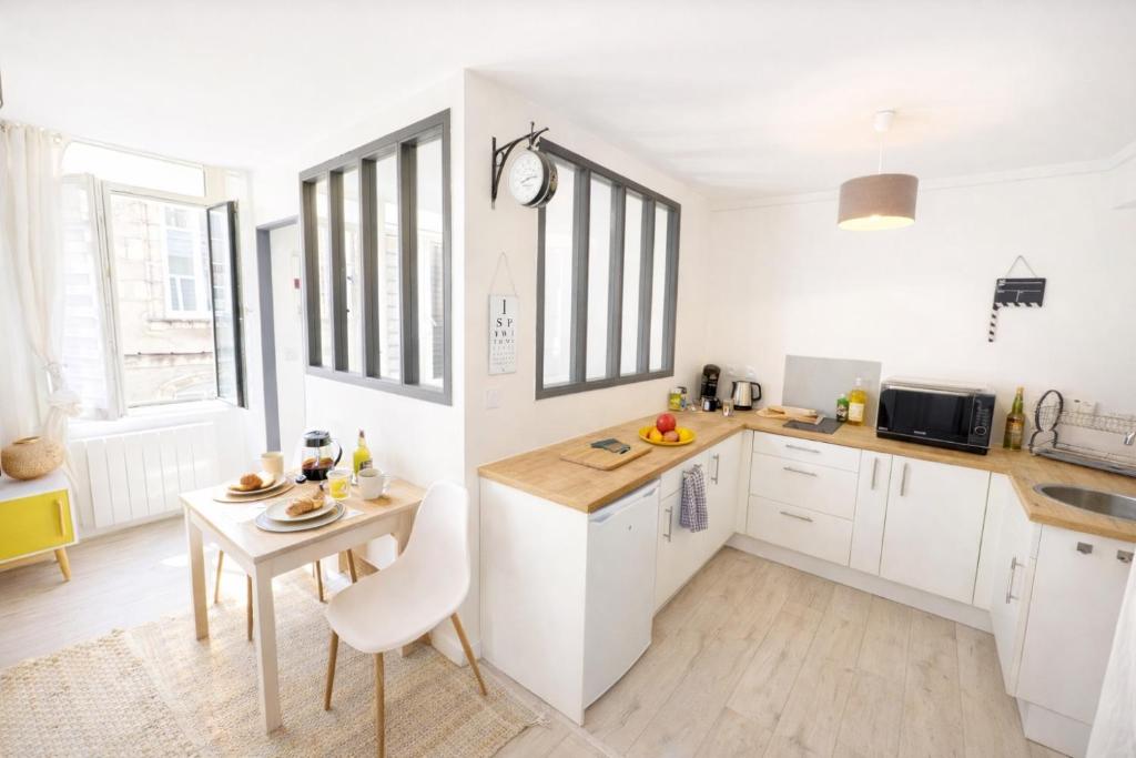 L'Oasis Marin lumineux et cosy à deux pas du vieux marché dans l'hyper centre de La Rochelle avec TV et Wifi - 4